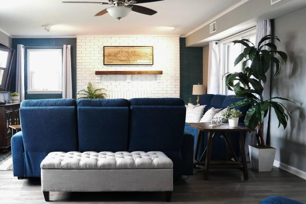שוני 1908 Modern Farmhouse On Large Private Treed Lot מראה חיצוני תמונה